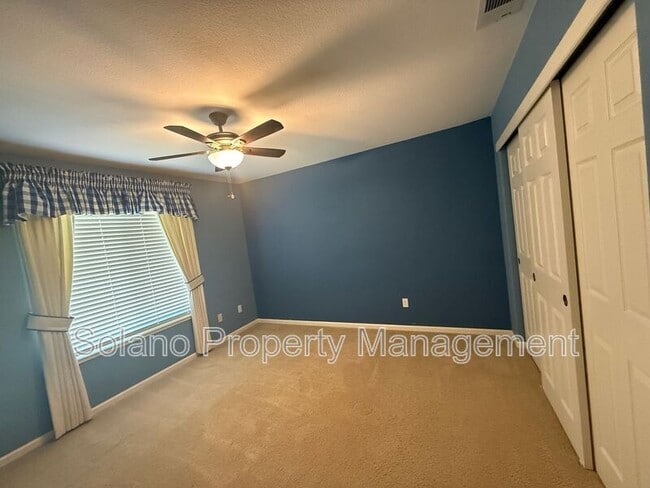 Building Photo - 661 Vintage Valley Dr
