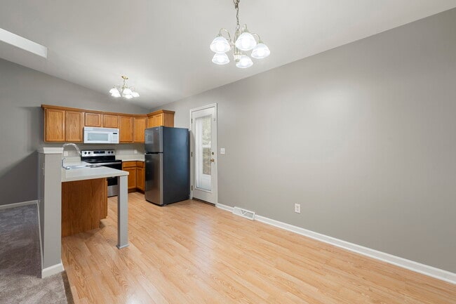 Building Photo - 1493 Stonefield Dr
