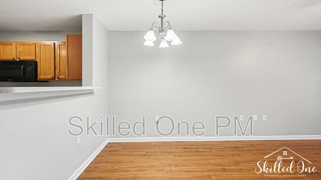 Building Photo - 1380 Heritage Pointe Dr