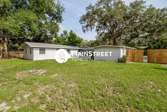 Building Photo - 3 Bedroom Pet-Friendly Home in Longwood, F...