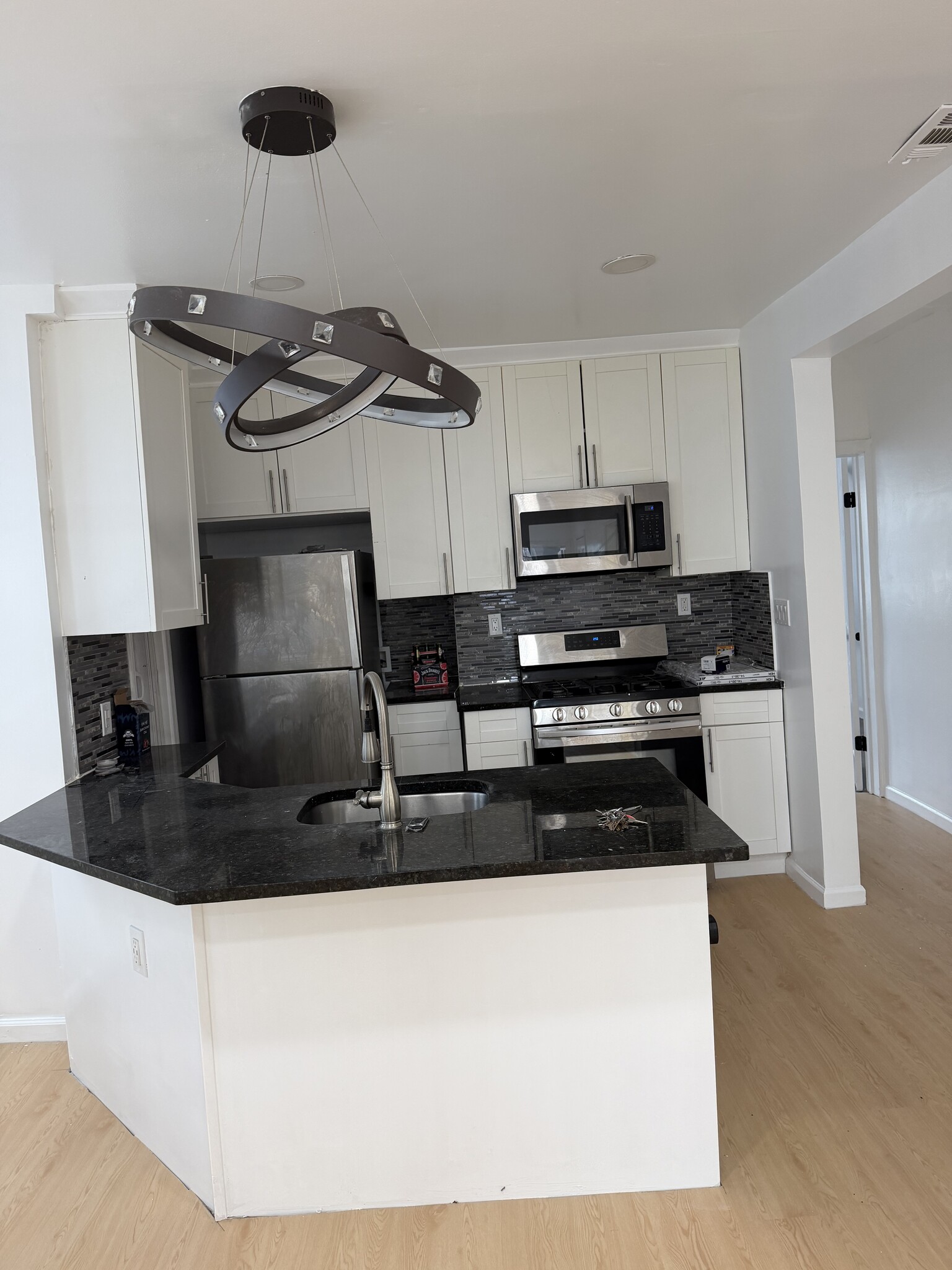 Building Photo - 197 S 11th St