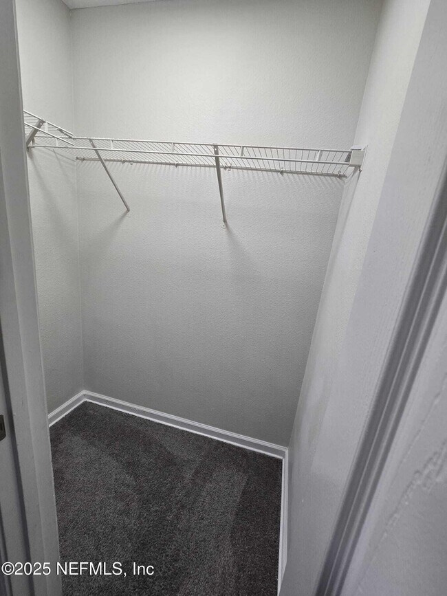 Building Photo - 9124 Adams Ave