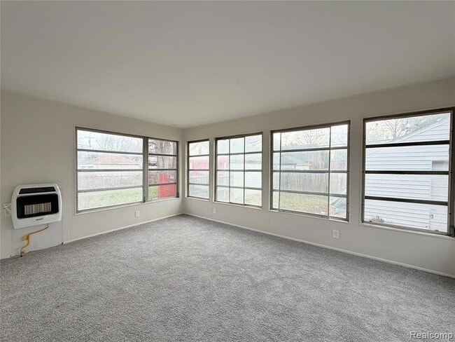 Building Photo - 9832 Balfour Rd