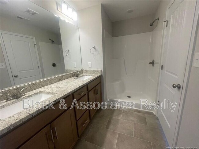 Building Photo - 703 Georgetown Cir