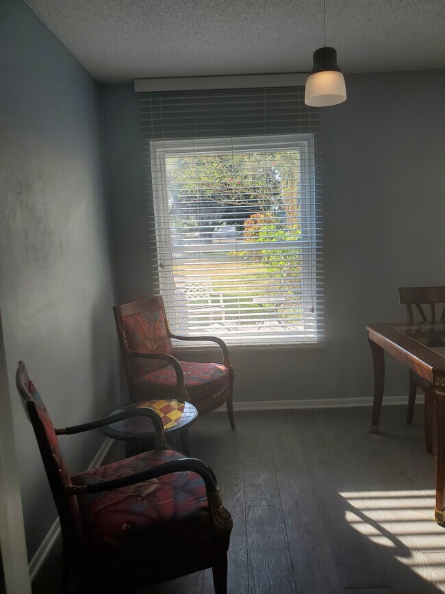 Back room - 2416 Wrld Pkwy Blvd