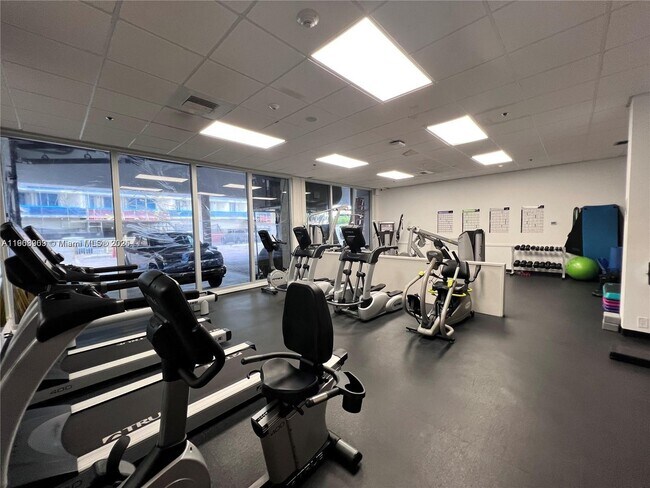 Building Photo - 9511 Collins Ave