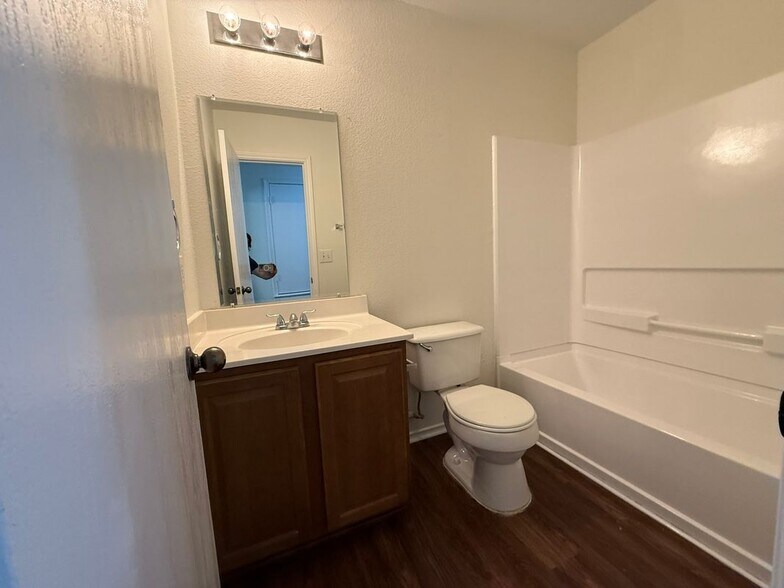 Building Photo - 7712 Copper Hollow