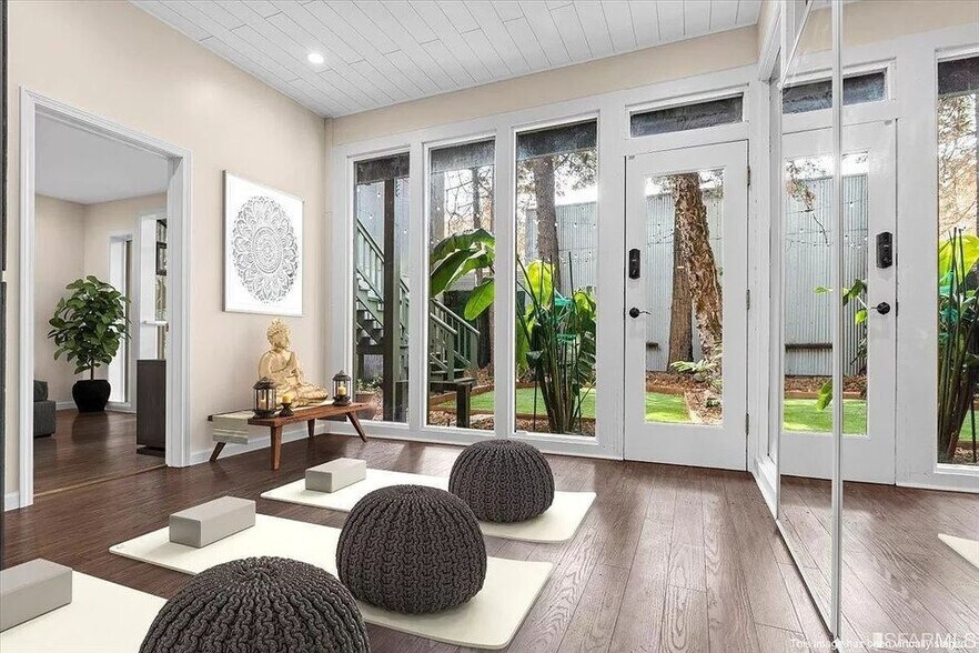 Bonus room - 30 Bernice St