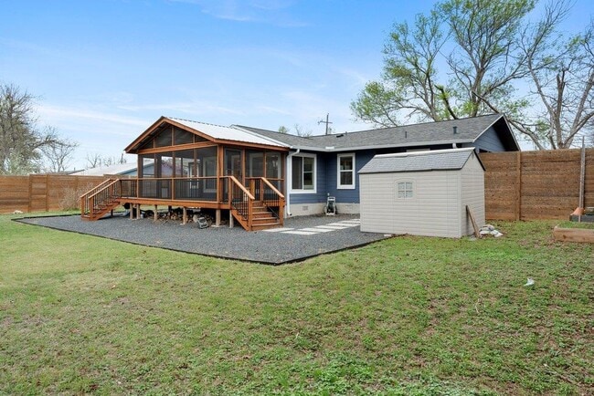 Building Photo - 3404 Touchstone St