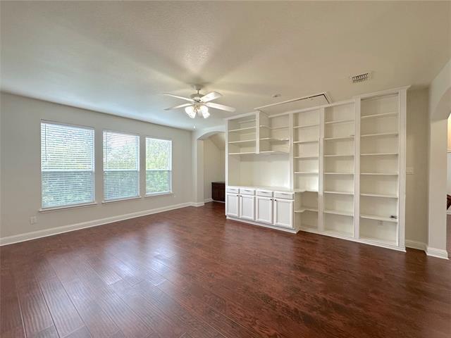 Building Photo - 1575 Poets Way