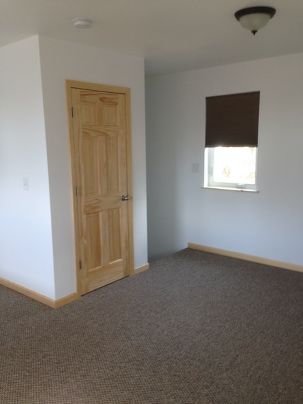 Building Photo - 24772 Amber Dr