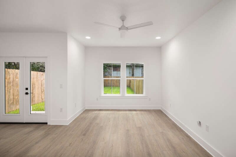 Building Photo - 604 Fir Ave