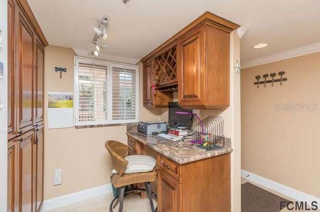 Building Photo - 157 Marine St