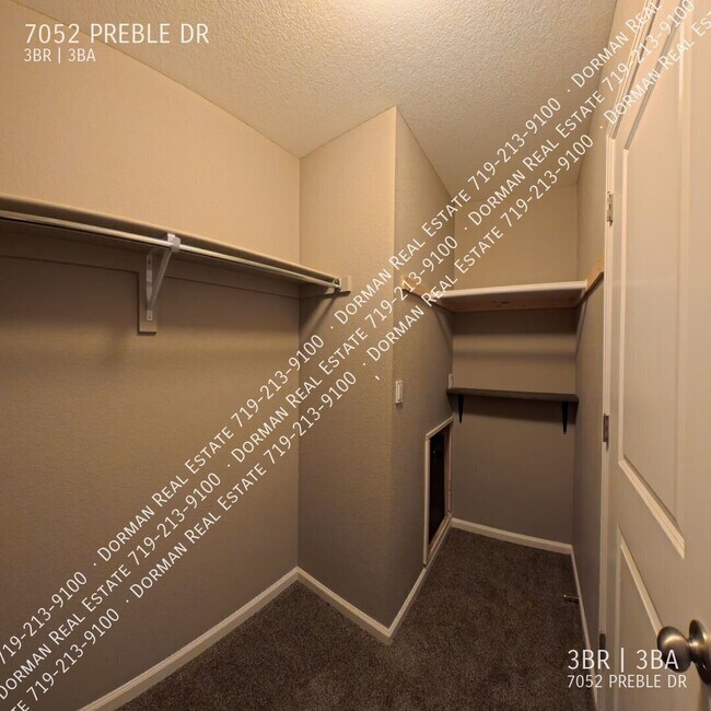 Building Photo - 7052 Preble Dr