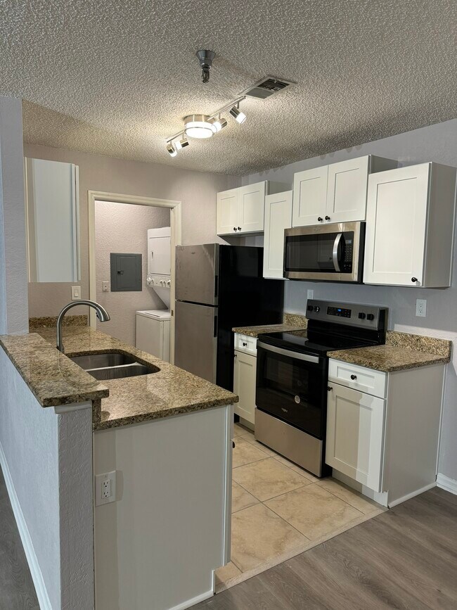 new stainless appliances - 10265 Gandy Blvd N