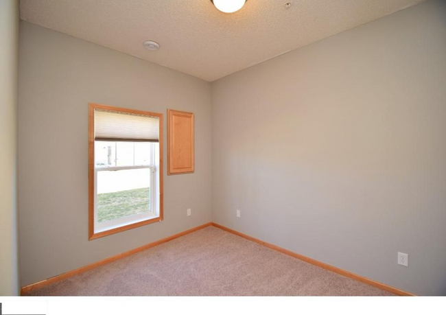 bedroom3 - 5034 Fountain Ln N