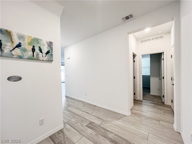 Building Photo - 5724 Avondale Rise Wy