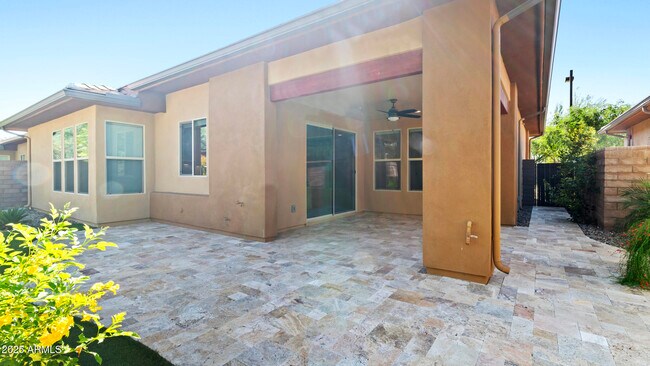 Building Photo - 13204 W Via Dona Rd