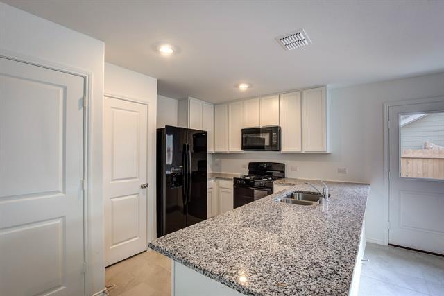 Building Photo - 11831 Arkoma Dr