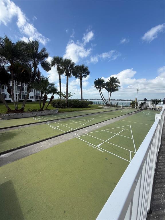 Building Photo - 775 John Ringling Blvd