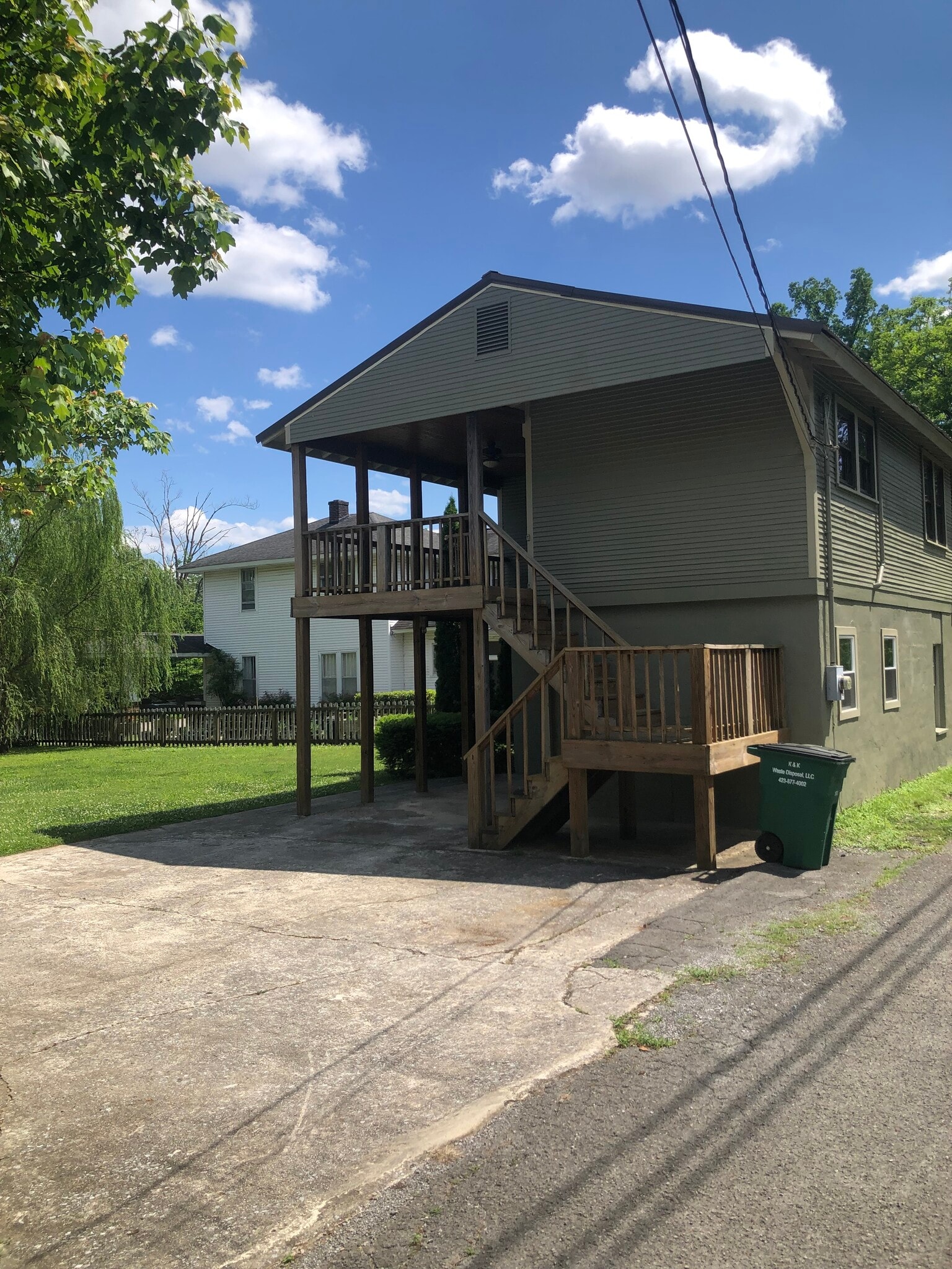 Building Photo - 514 Laurel Ave