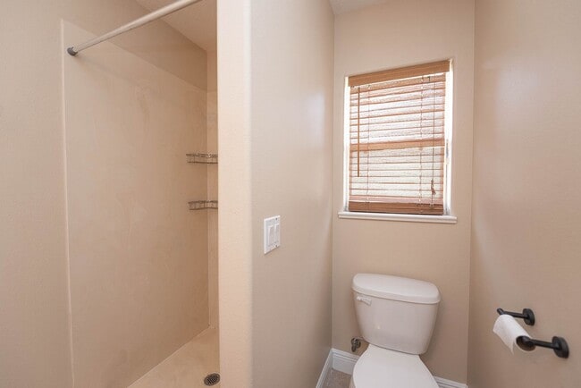 Building Photo - Brackenwood subdivision