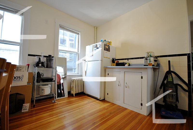 Building Photo - 29 Gerald Rd