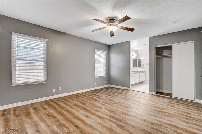 Building Photo - 446 Nettleton Cir