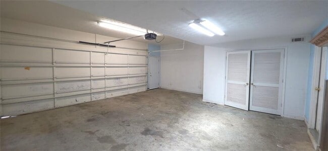 Building Photo - 5770 Orouke Rd