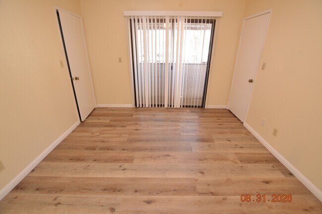 Building Photo - 5265 Child Ct