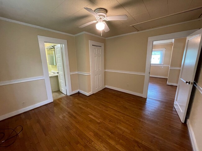 Building Photo - Cozy 2/1 House in Shannon $1,195