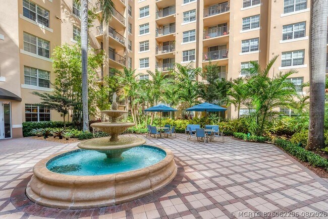 Building Photo - 1801 N Flagler Dr