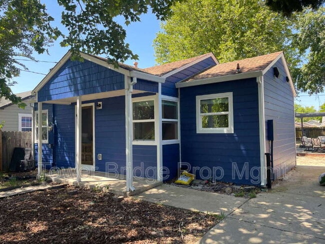 Building Photo - 4000 36th St