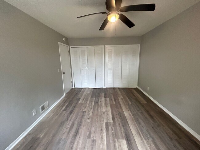 Building Photo - 240-26 Jamil Road, Columbia, SC 29210