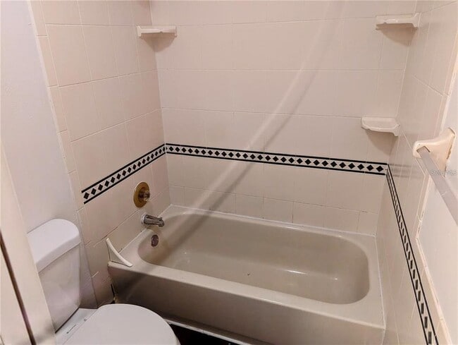 Building Photo - 5401 Bayshore Blvd