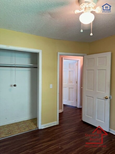 Building Photo - 4705 Metro Park Ln