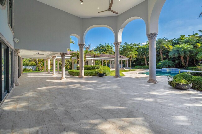 Building Photo - 10270 SW 58th St