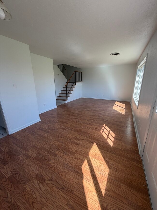 Building Photo - 41054 Gunter Ct