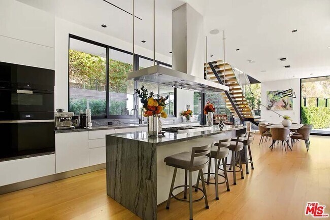 Building Photo - 1331 Belfast Dr