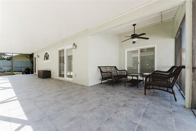 Building Photo - 3033 S Horizon Pl