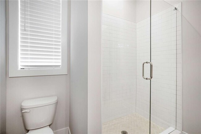 Building Photo - 1293 Longreen Ter NW