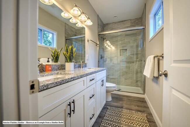 Building Photo - 106 Oscar