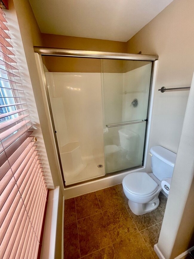 Building Photo - Well Appointed, Open Floor Plan 3-bedroom, 2.5-bathroom home in Beaverton