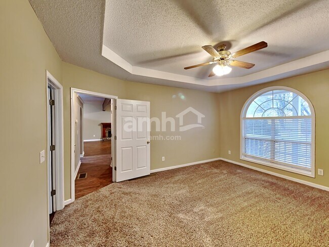 Building Photo - 2020 Foster Dr