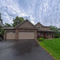 Building Photo - 11956 Castle Rock Ct N