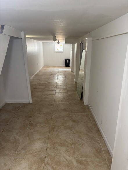 Building Photo - 212 Princeton Ave