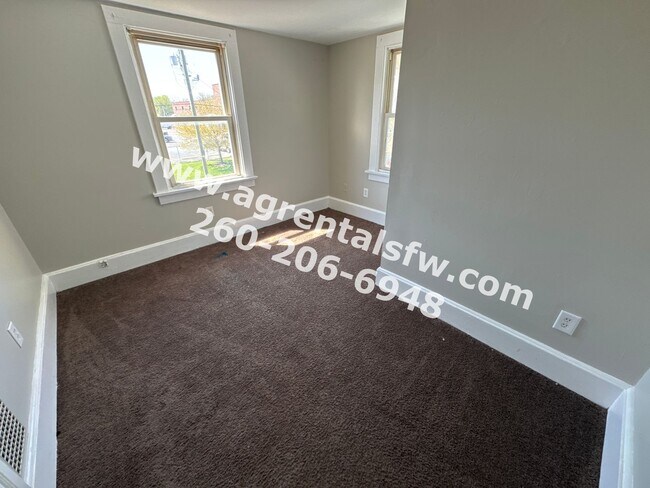 Building Photo - 3 bedroom house - Section 8 OK!