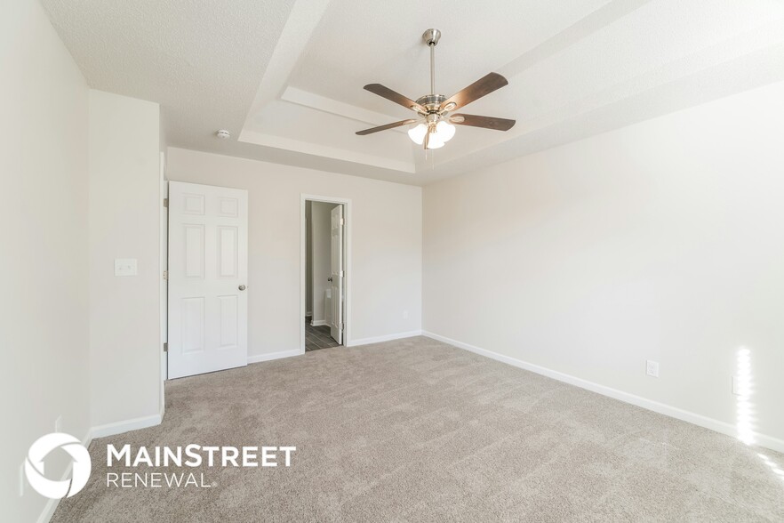 Building Photo - 3265 Trail Point