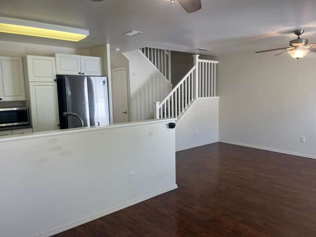 Building Photo - 3 bed 2.5 Bath 2 car garage/ Central AC/ Ewa Beach!