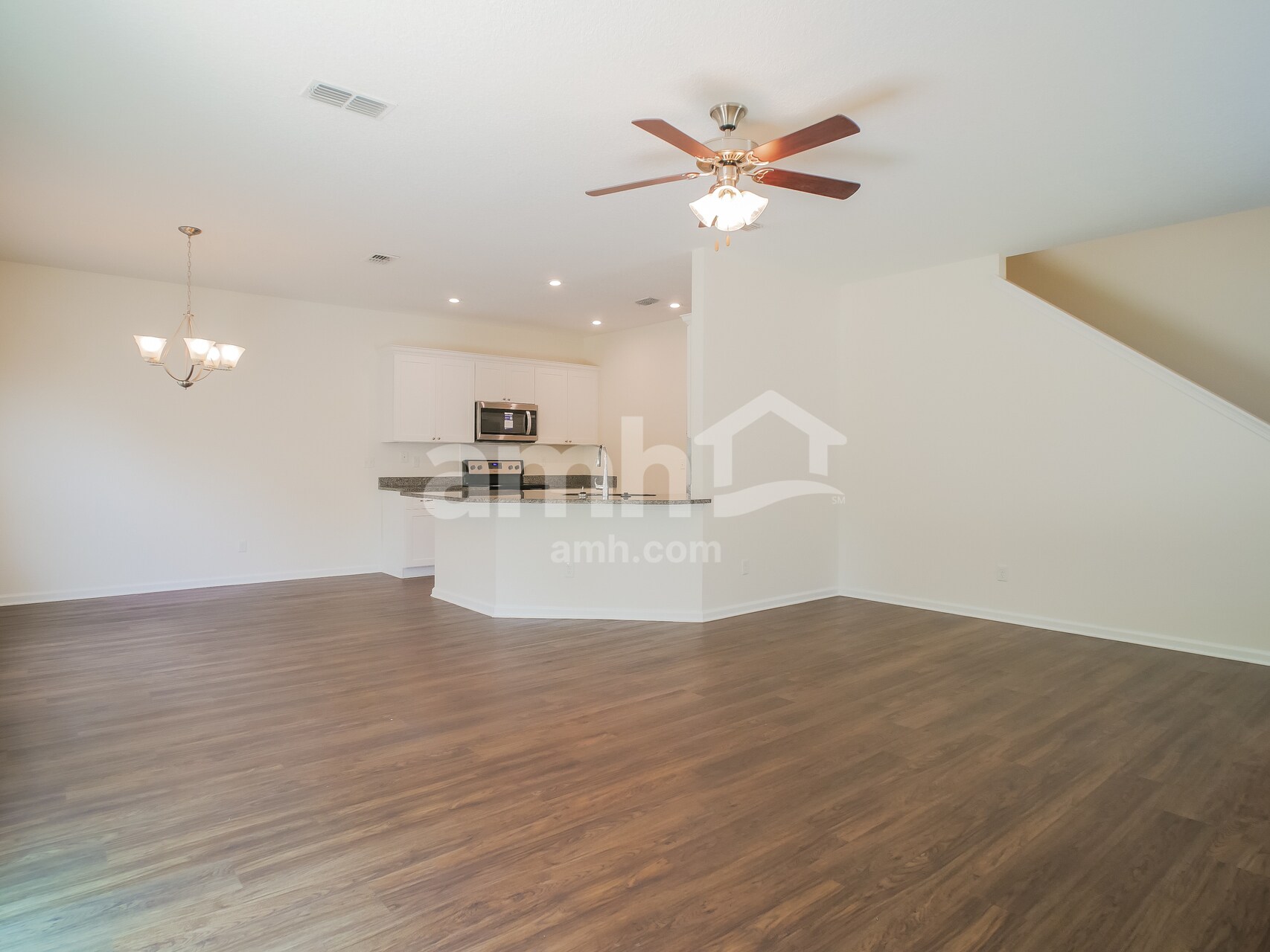 Building Photo - 212 W Jayce Wy